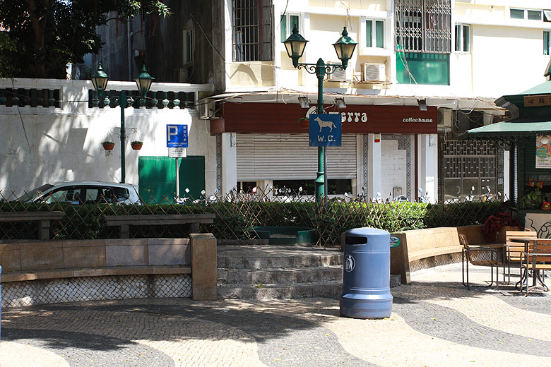 Макао, Экскурсия Храм А-Ма, Театр Дом Педру V (Macao, A-Ma Temple Route, Teatro Dom Pedro V)