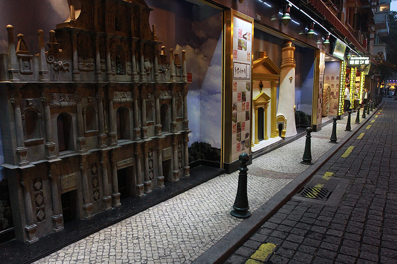 Макао, Экскурсия Храм А-Ма, Рядом с Мусульманскими Казармами (Macao, A-Ma Temple Route, Near the Moorish Barracks)