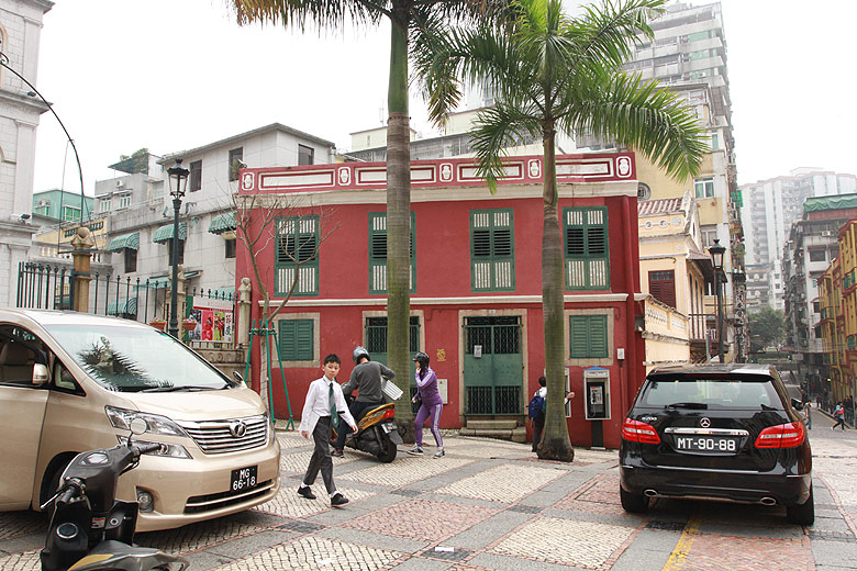 Макао, Экскурсия Холм Гия, Дом со ставнями из ракушек (Macao, Guia Hill Route, Shell Shutters House)