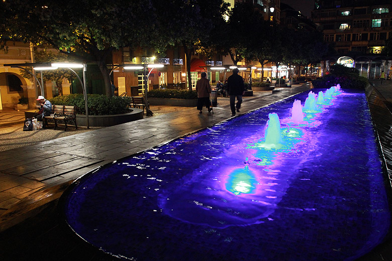 Фото. Площадь Praca de Ponte e Horta