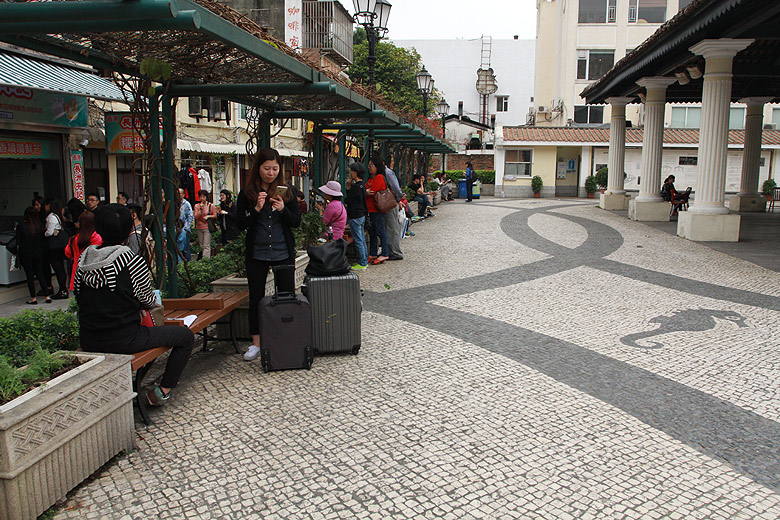 Макао, Экскурсия по Тайпе, Рынок Кармо (Macao, Taipa Route, Feira do Carmo)