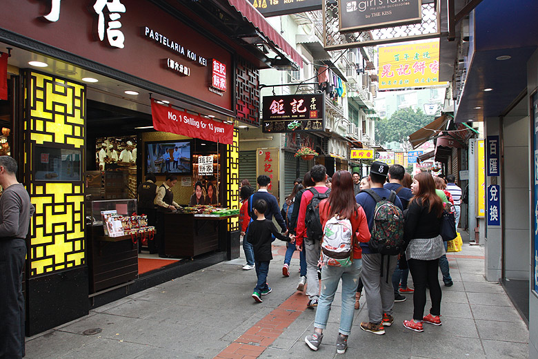 Макао, Экскурсия по Тайпе, Улица Кунья (Macao, Taipa Route, Rua do Cunha)