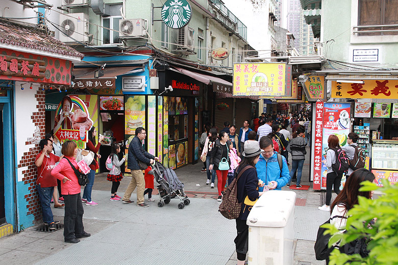 Макао, Экскурсия по Тайпе, Улица Кунья (Macao, Taipa Route, Rua do Cunha)